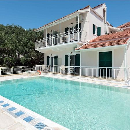 Marika Apartments Kassiopi Extérieur photo