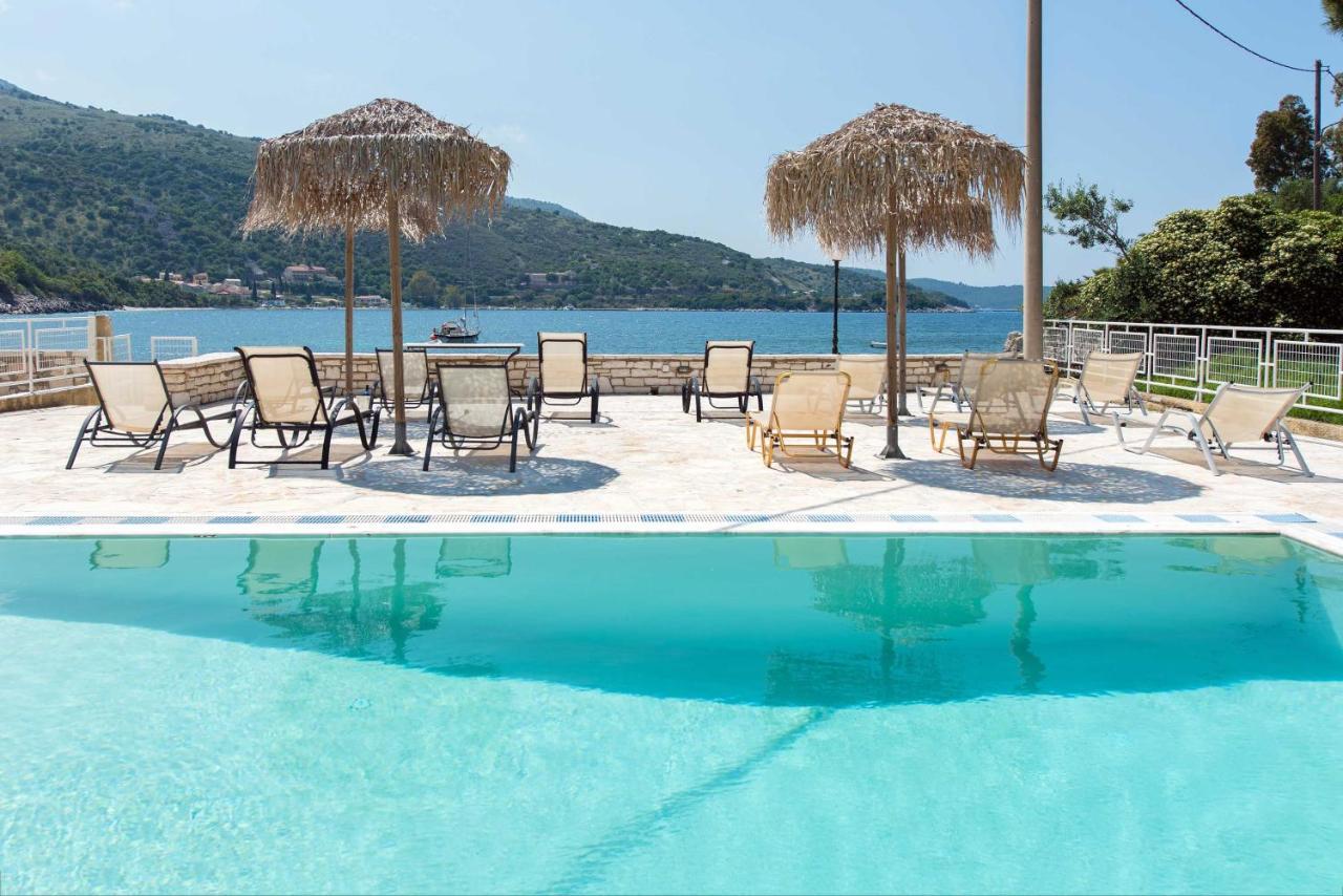 Marika Apartments Kassiopi Extérieur photo
