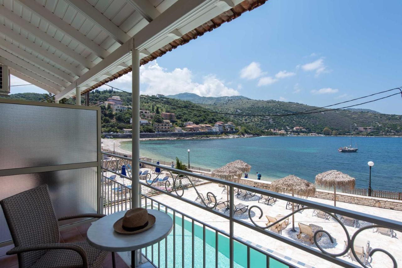Marika Apartments Kassiopi Extérieur photo