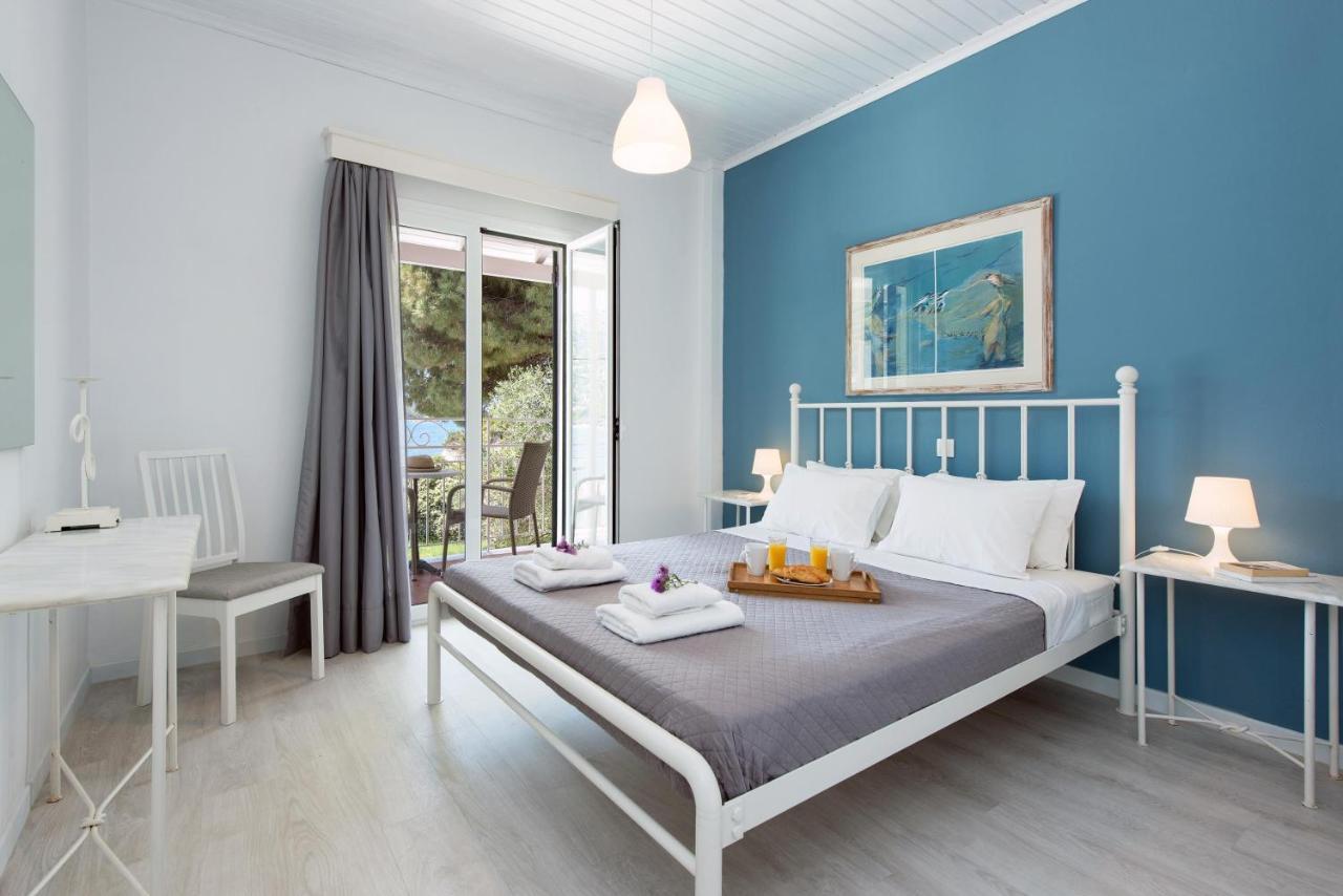 Marika Apartments Kassiopi Extérieur photo