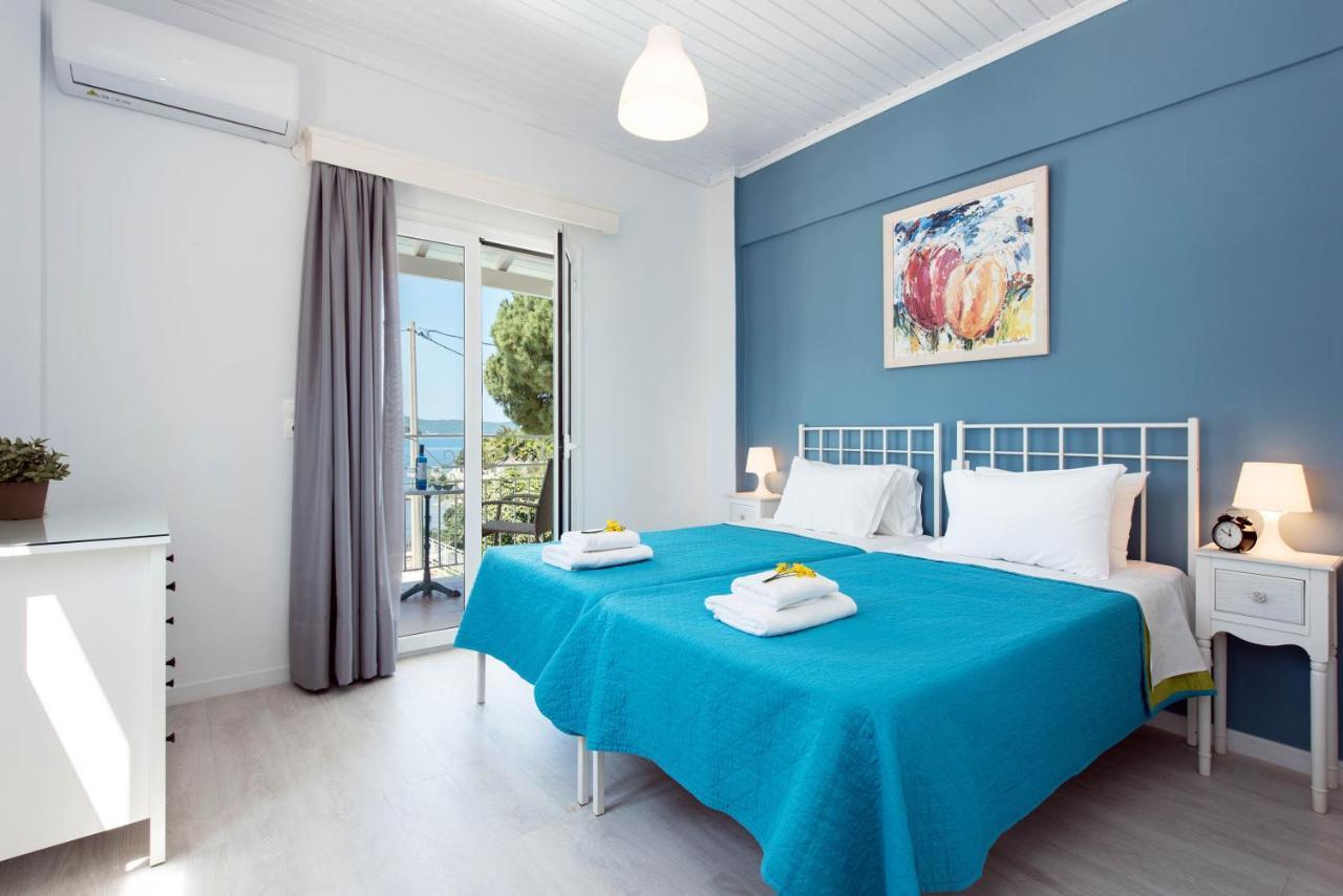 Marika Apartments Kassiopi Extérieur photo